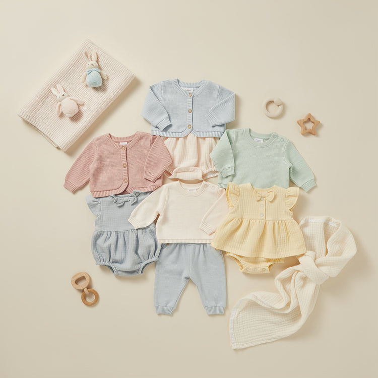 Matching Sets & Outfits
